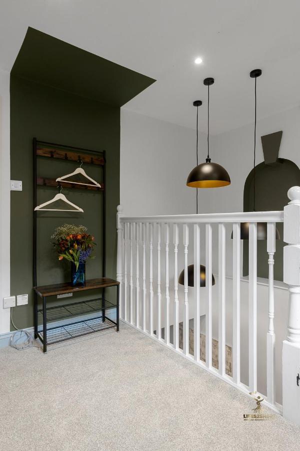 Luxe Courtyard Apartment For 4 Near Exeter City Centre Экстерьер фото